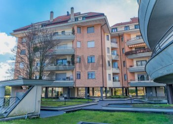 Edificio all\'aperto - Trilocale Corso Sempione
 
165, Busto Arsizio - foto 2