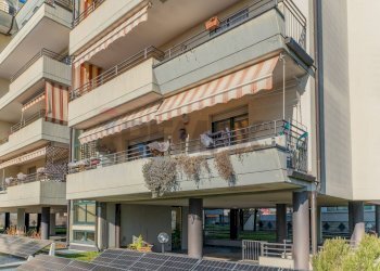 Edificio all\'aperto - Trilocale Corso Sempione
 
165, Busto Arsizio - foto 32