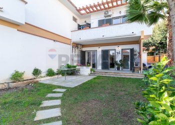 Casa all\'aperto - Villa via portorose
 
11c, Fiumicino - foto 3