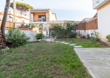 Giardino - Villa via portorose
 
11c, Fiumicino - foto 17