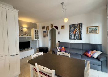 Salotto - Trilocale Via Ludovico Ariosto
 
9, Vimodrone - foto 4