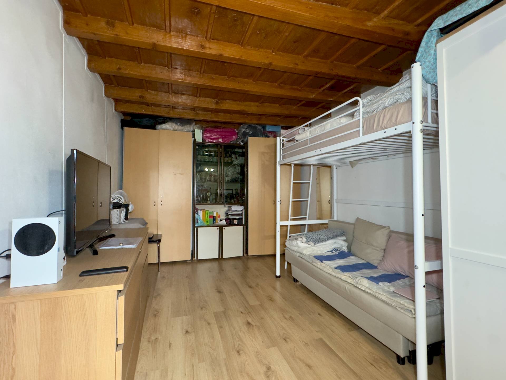 Camera da letto - Two-room apartment via Felice Cavallotti
242, Sesto San Giovanni - photo 2