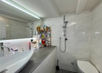 Bagno - Two-room apartment via Felice Cavallotti
242, Sesto San Giovanni - photo 9
