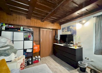 Salotto - Two-room apartment via Felice Cavallotti
242, Sesto San Giovanni - photo 12