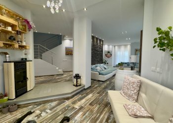 Salotto - Villa Via Nazionale Dei Giovi
 
94, Lentate sul Seveso - foto 3