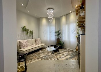 Salotto - Villa Via Nazionale Dei Giovi
 
94, Lentate sul Seveso - foto 5