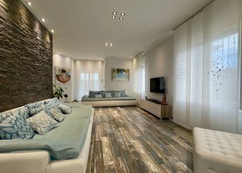 Salotto - Villa Via Nazionale Dei Giovi
 
94, Lentate sul Seveso - foto 7