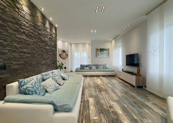 Salotto - Villa Via Nazionale Dei Giovi
 
94, Lentate sul Seveso - foto 8