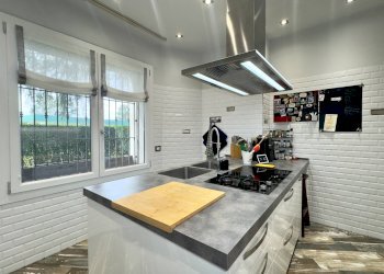 Cucina abitabile - Villa Via Nazionale Dei Giovi
 
94, Lentate sul Seveso - foto 13