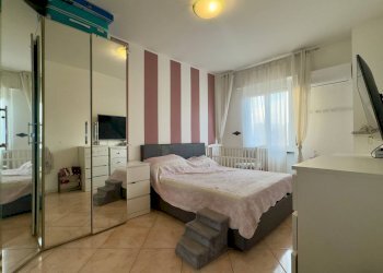 Camera matrimoniale - Appartamento Via Filippo Villani
 
4, Cinisello Balsamo - foto 15