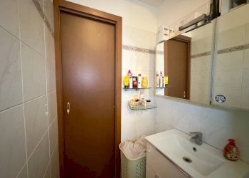 Bagno finestrato - Appartamento Via Filippo Villani
 
4, Cinisello Balsamo - foto 17