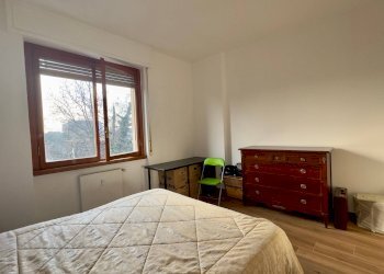 Camera matrimoniale - Trilocale Via Tommaso Tittoni
 
5, Desio - foto 14