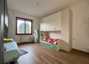 Camera da letto - Trilocale Via Tommaso Tittoni
 
5, Desio - foto 16