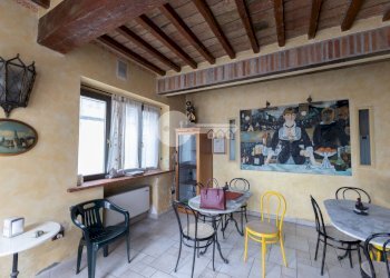 Foto 4 - Casa indipendente Vicolo Remoto
 
1, Voltido - foto 4