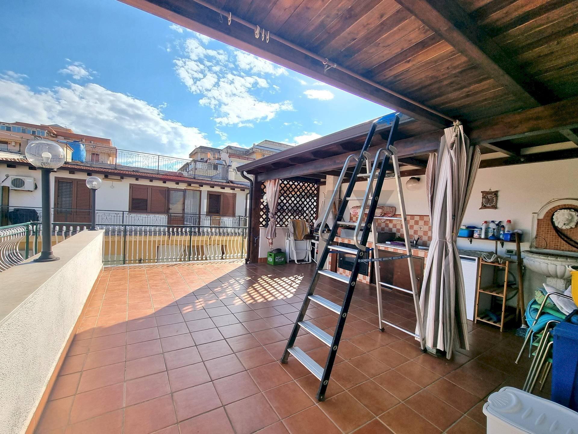 Terrazza - Four-room apartment VIA FILIPPO CORDOVA
 
2, Villabate - photo 1