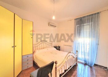 Camera / camera da letto - Quadrilocale VIA FILIPPO CORDOVA
 
2, Villabate - foto 9