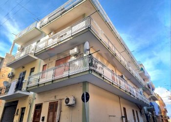 Edificio all\'aperto - Quadrilocale VIA FILIPPO CORDOVA
 
2, Villabate - foto 21