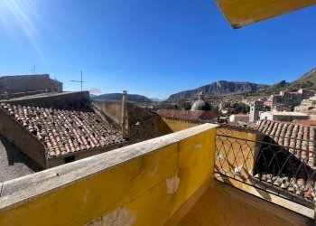 Balcone - Villa Bifamiliare VIA RUSSOTTO
 
36, Piana degli Albanesi - foto 3
