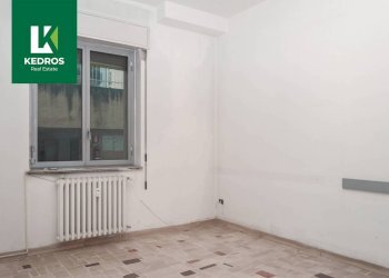 Foto 4 - Office Via Enrico Petrella
 
3, Busto Arsizio - photo 4