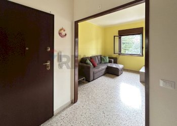 Soggiorno - Trilocale VIA LIBERTA'
 
81, Valderice - foto 7