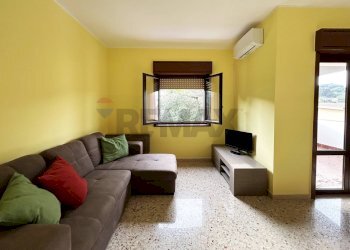 Soggiorno - Trilocale VIA LIBERTA'
 
81, Valderice - foto 9