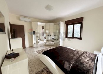 Camera / camera da letto - Trilocale VIA LIBERTA'
 
81, Valderice - foto 33