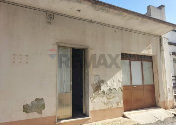 Casa all\'aperto - Casa indipendente G.Ulivi
 
16-18, Comiso - foto 1