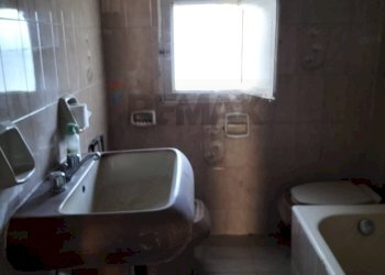 Bagno - Casa indipendente G.Ulivi
 
16-18, Comiso - foto 4