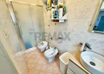 Bagno - Bilocale Via Imperatore Costantino
 
121, Brindisi - foto 5