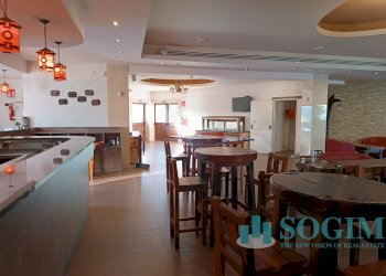 Interno_2 - Commercial Premises Via Repubblica
 
7, Lurate Caccivio - photo 8