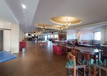 Interno_14 - Commercial Premises Via Repubblica
 
7, Lurate Caccivio - photo 20