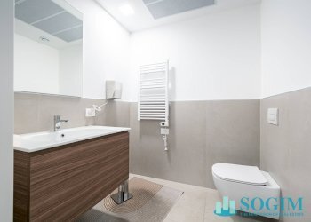 BAGNO - Shop via Piave
 
25, Mariano Comense - photo 6