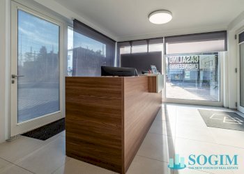 RECEPTION - Office via Piave
 
29, Mariano Comense - photo 2