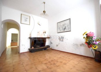 Foto 2 - Casa indipendente VIA MASSIMO D'AZEGLIO
 
72, Nuoro - foto 2