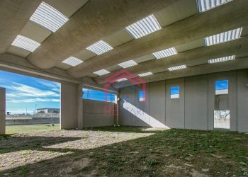 Foto 17 - Capannone Via della Produzione
 
snc, Aprilia - foto 17