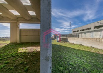 Foto 19 - Capannone Via della Produzione
 
snc, Aprilia - foto 19