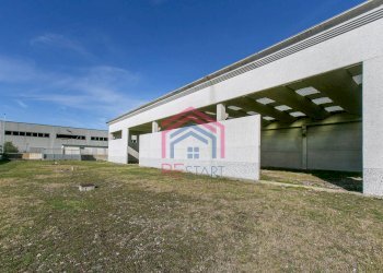 Foto 4 - Capannone Via della Produzione
 
snc, Aprilia - foto 4