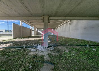 Foto 12 - Capannone Via della Produzione
 
snc, Aprilia - foto 12