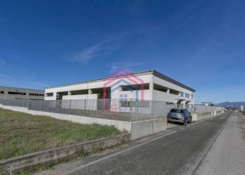 Foto 34 - Capannone Via della Produzione
 
snc, Aprilia - foto 34