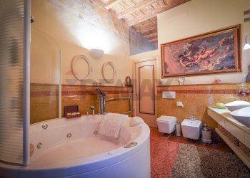 Bagno - Trilocale Don Giulio Calvi
 
6, Scanzorosciate - foto 17