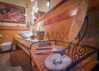 Bagno - Trilocale Don Giulio Calvi
 
6, Scanzorosciate - foto 18