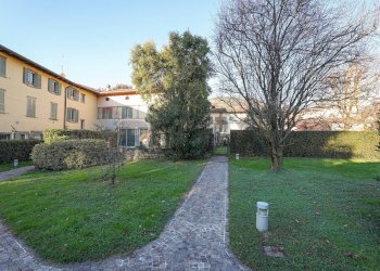 La corte - Trilocale Don Giulio Calvi
 
6, Scanzorosciate - foto 24