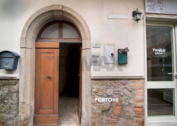 PORTONE D\'INGRESSO - Appartamento VIA ROMA
 
21, Roccastrada - foto 5