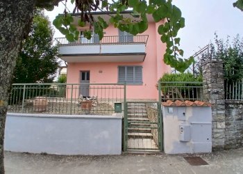 Foto 1 - Appartamento Viale G. Mazzini
 
73, Vicchio - foto 1