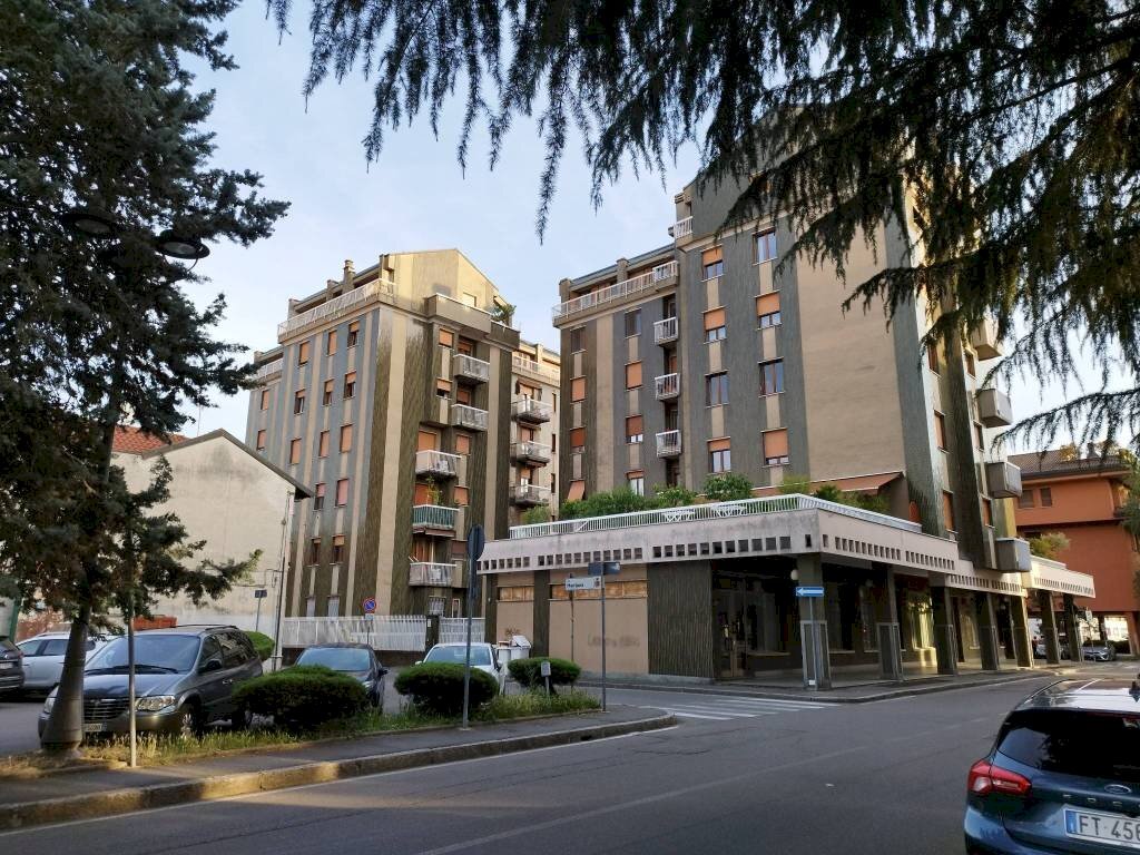 Zona - Quadrilocale via Europa, 10, San Vittore Olona - foto 2