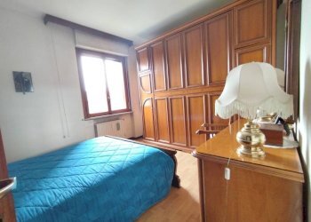 Camera da letto - Quadrilocale piazza Europa, 23, San Vittore Olona - foto 30