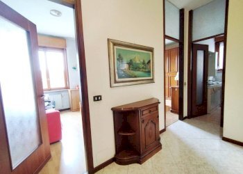 Disimpegno - Quadrilocale piazza Europa, 23, San Vittore Olona - foto 32