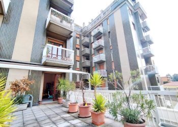 Facciata - Quadrilocale piazza Europa, 23, San Vittore Olona - foto 19