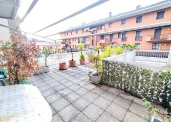 Terrazzo - Quadrilocale piazza Europa, 23, San Vittore Olona - foto 23