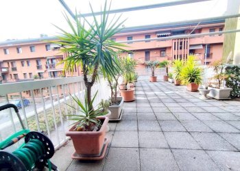 Terrazzo - Quadrilocale piazza Europa, 23, San Vittore Olona - foto 1